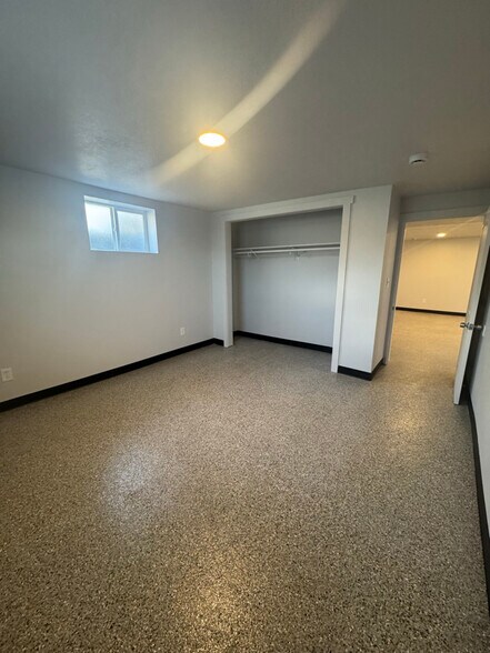 Building Photo - 639 S Coleman St