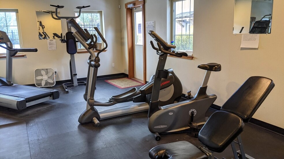 Exercise Equipment in Clubhouse - 128A Hawthorne Ct