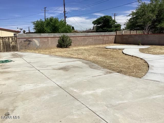 Building Photo - 38594 Friendly