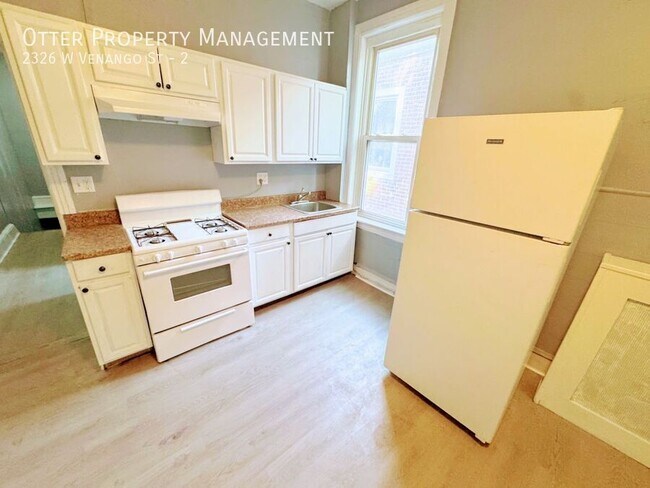 Building Photo - 2326 W Venango St