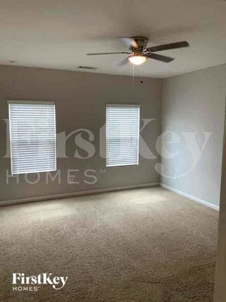 Building Photo - 4221 Weeping Willow Dr