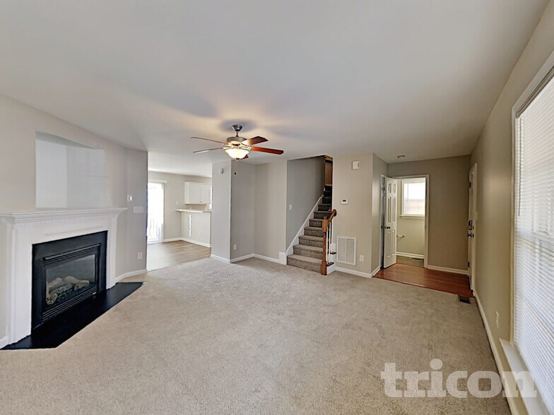 Building Photo - 2809 Erinridge Rd