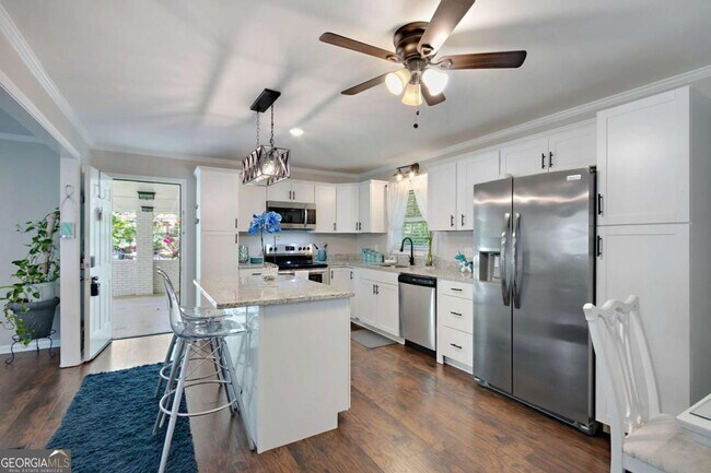 Building Photo - 1025 Hilburn Dr SE