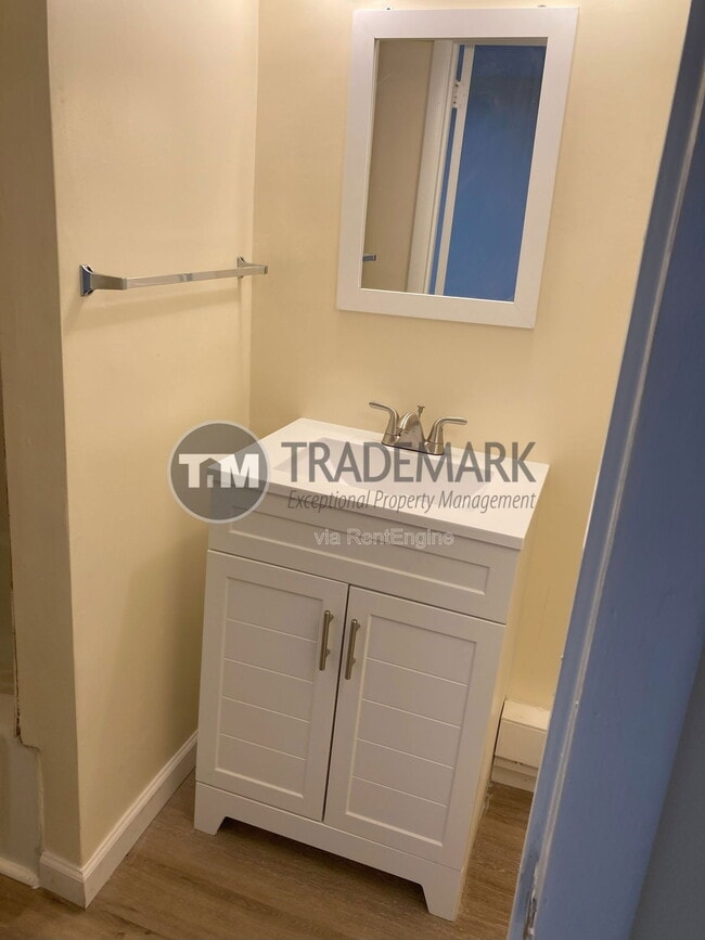 Building Photo - 303 S Front St