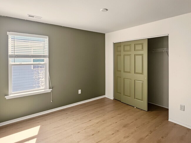 Building Photo - 5417 Black Maple Dr