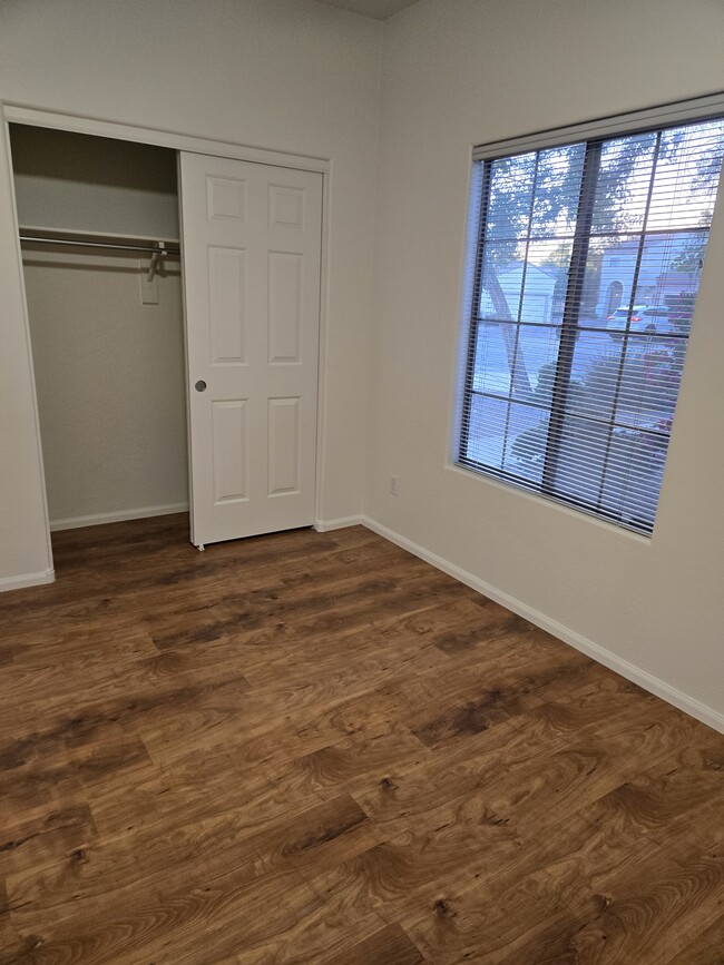 Office /4th bdrm closet - see street - 16705 N 50th Way