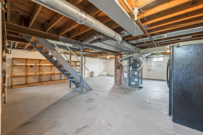 Building Photo - 2637 17th St