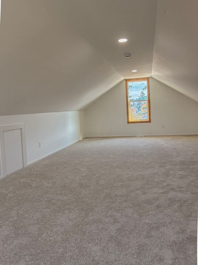 Building Photo - *** 3 Bedroom New Build In SE ! ONE MONTH FREE !!!!