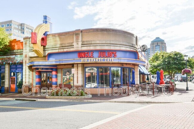 Building Photo - 11475 Washington Plaza W
