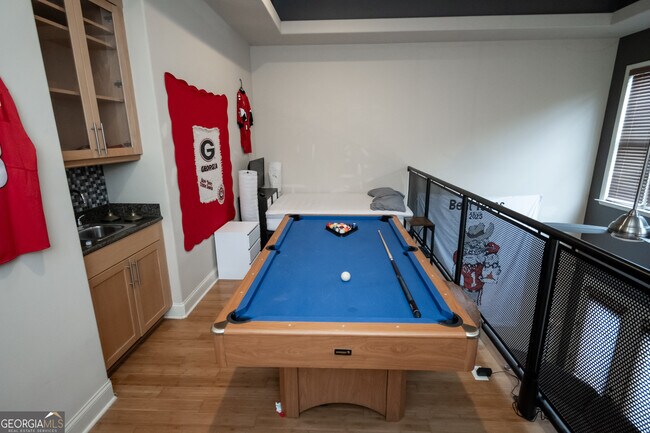 Building Photo - 118 Ruth Dr