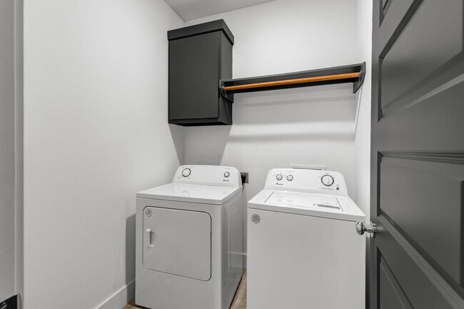 Building Photo - 3007 Alpha Wolf Ct