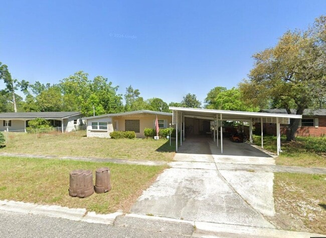 Building Photo - 7947 Renault Dr