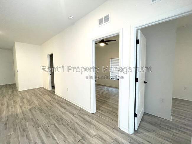 Building Photo - 560 Nimitz Blvd