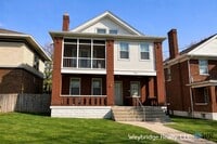 Building Photo - 862 Academy Ave