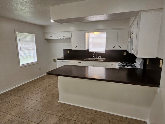 Building Photo - 4214 Ember Ln