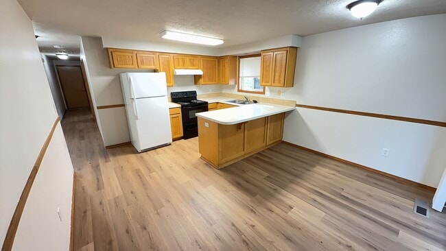 Primary Photo - 3 Bedroom 1.5 Bath Home Fenced Yard, Shed & Garage