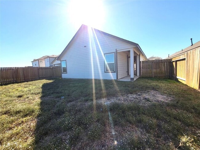 Building Photo - 1227 Marvista Ln