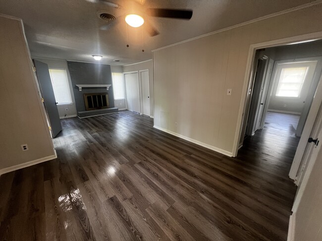 Building Photo - 4316 Zelda Ln