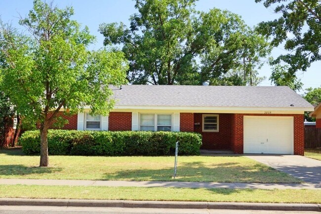 Primary Photo - 2805 63rd St