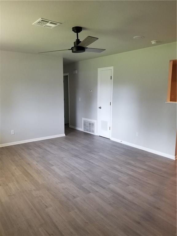 Building Photo - 805 SE G St