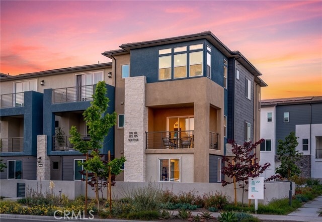 Building Photo - 185 Sentosa