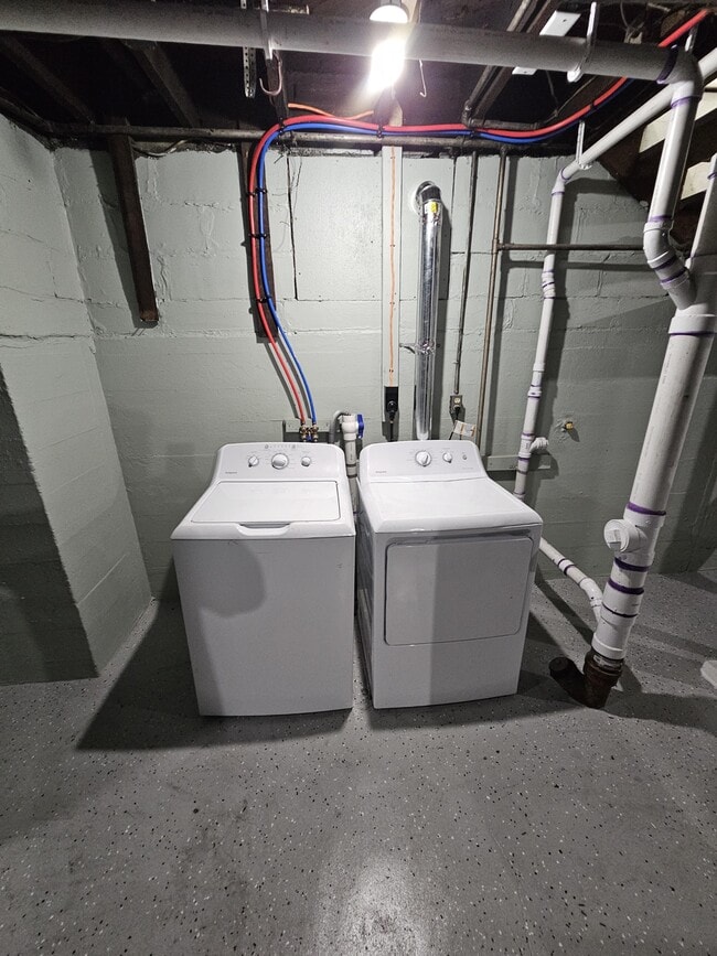 Building Photo - 117 Dawson St