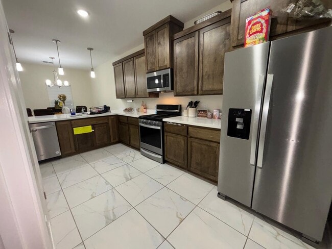 Building Photo - 5821 Colegio Ln