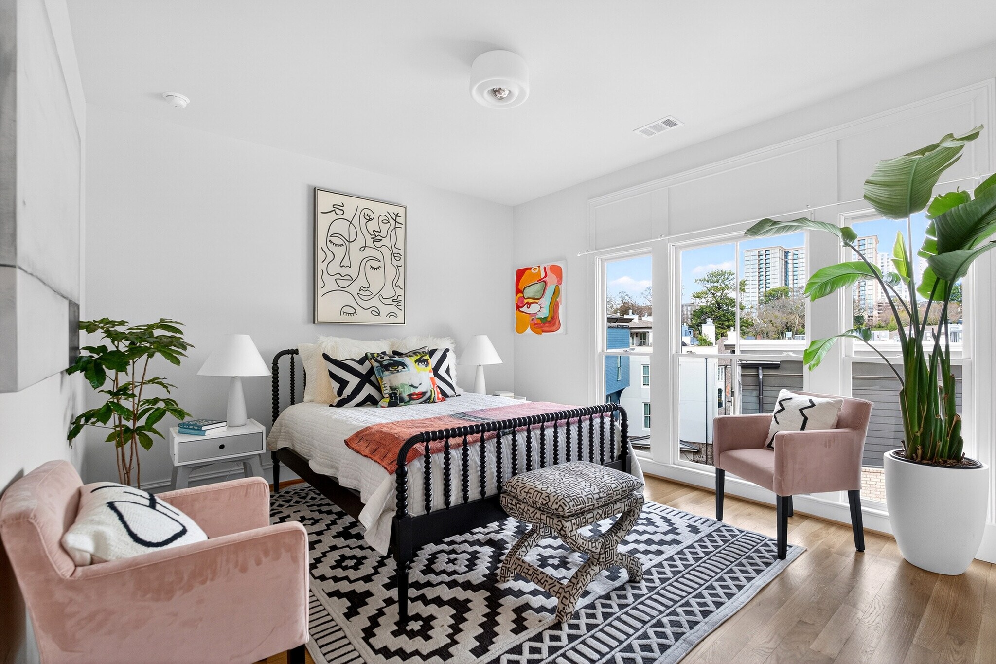 Secondary Bedroom - 100 Sheridan Dr NE