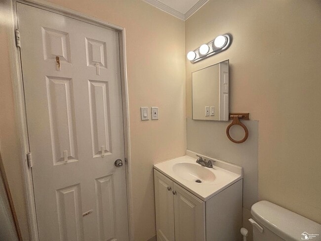 Building Photo - 26138 Yale St