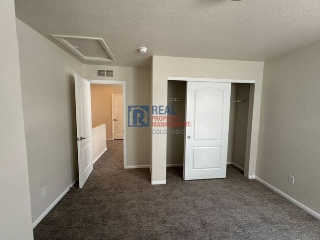 Building Photo - 18613 E Chaffee Pl