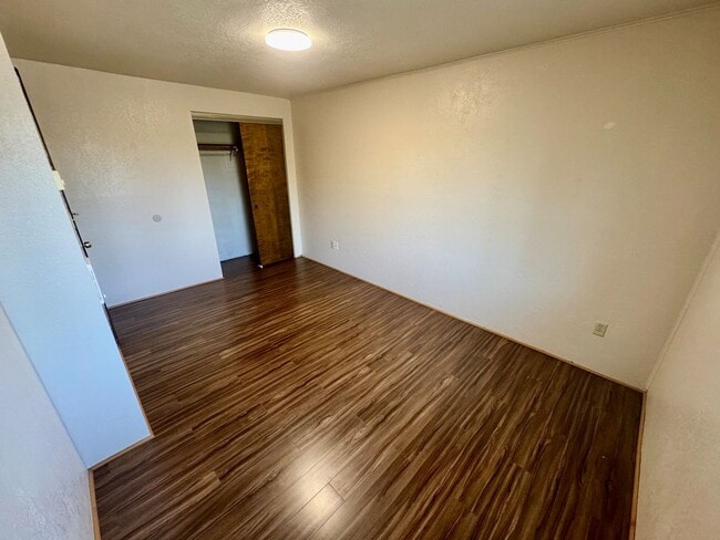 Building Photo - Duplex In South Corvallis Cul-De-Sac