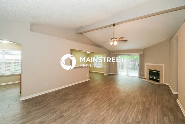 Building Photo - 4 Bedroom Pet-Friendly Home in Jacksonvill...