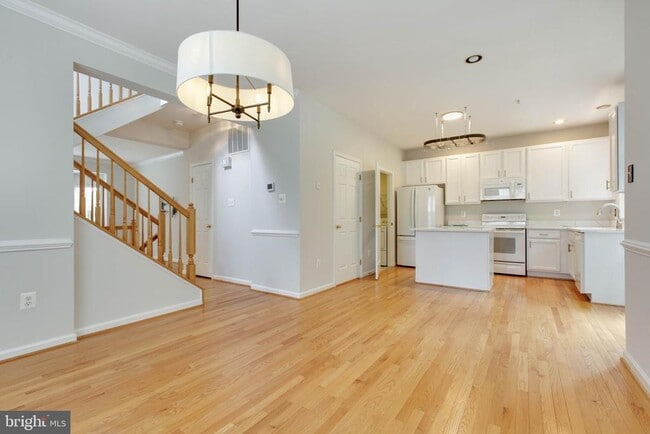 Building Photo - 6311 Stockbridge Overlook Ct