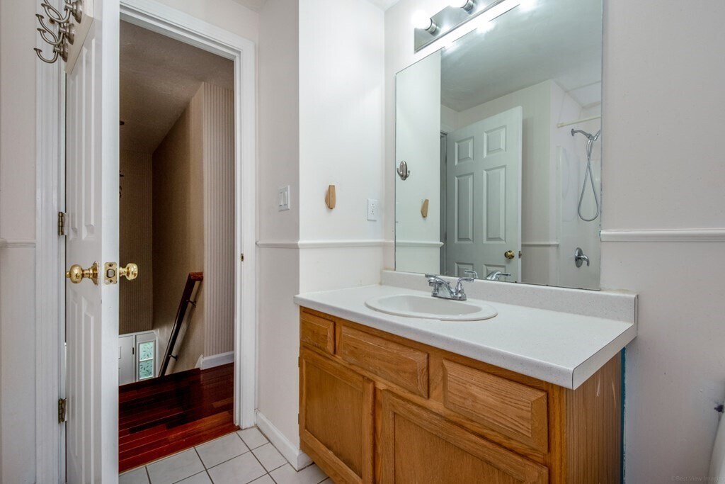Building Photo - 18 Ladyslipper Dr