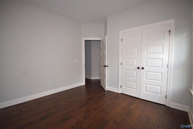 Building Photo - 109 Wolf Creek Trail SW