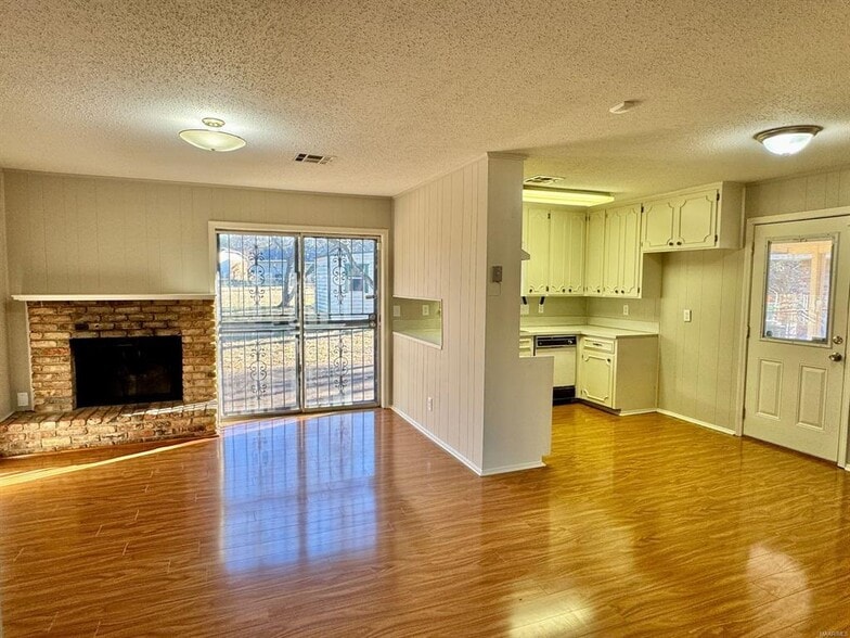 Building Photo - 6204 Lycoming Rd