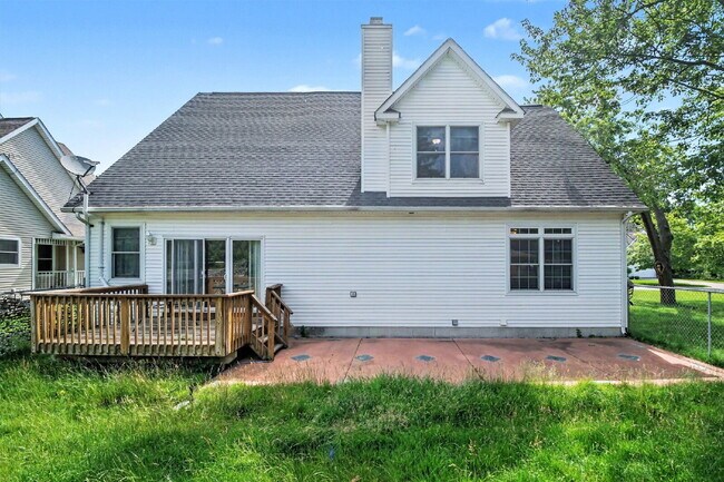 Building Photo - SPEICAL offer- MOVE IN READY 3 bedroom home!