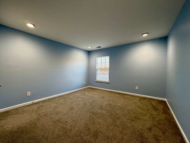 Building Photo - 12143 Humboldt Dr