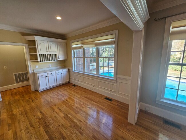 Building Photo - 19 Wildeoak Ct