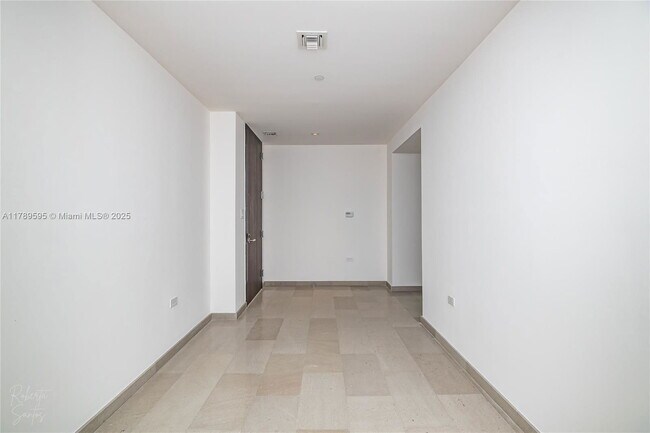 Building Photo - 88 SW 7th St