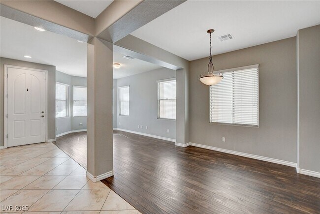 Building Photo - 44 Delighted Ave