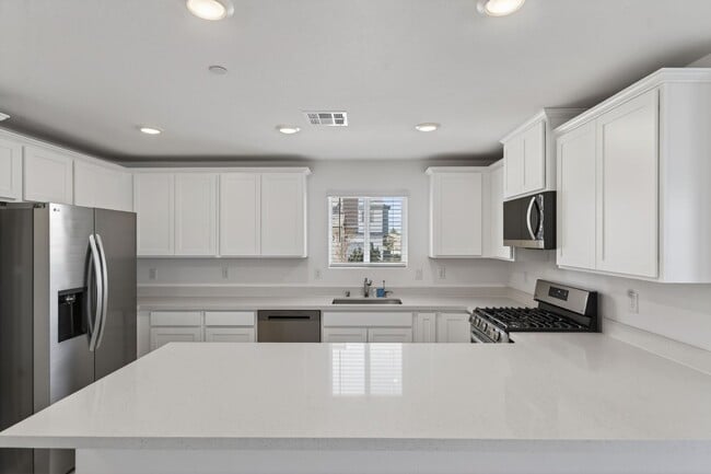 Building Photo - Brand New Townhome in Gated Community in North Las Vegas!