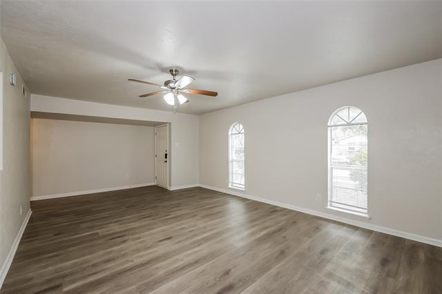 Building Photo - 2941 Rolling Hills Dr