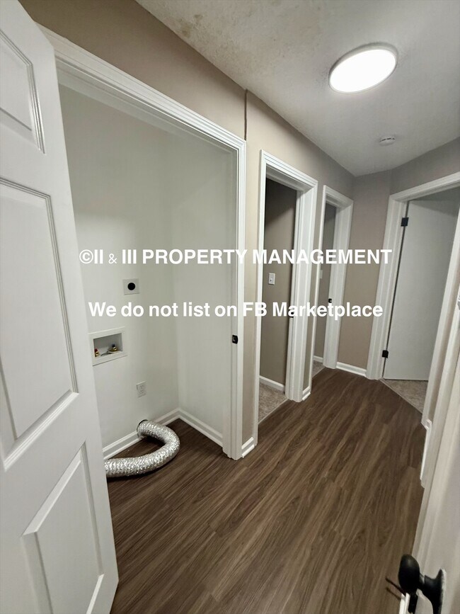 Building Photo - 11613 W 69th Terrace