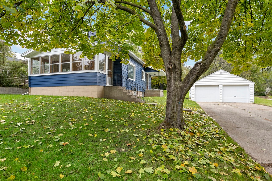 Building Photo - 1633 McDonald St NW