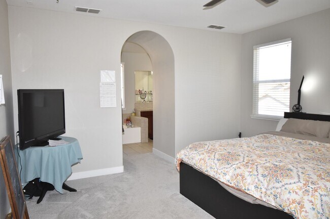 Building Photo - 11719 Kouros Way