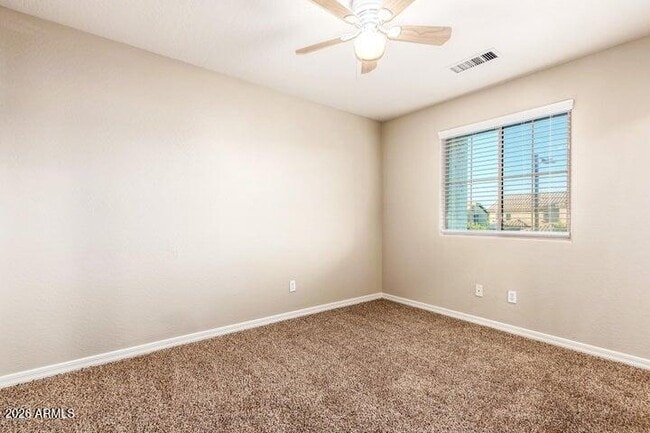 Building Photo - 18606 W Sunnyslope Ln