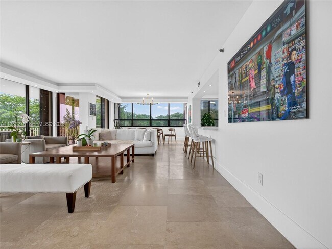 Building Photo - 11113 Biscayne Blvd