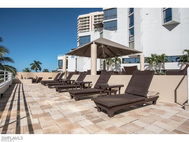 Building Photo - 4751 Gulf Shore Blvd N