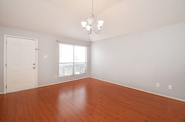 Building Photo - 2115 Bivens Brook Dr